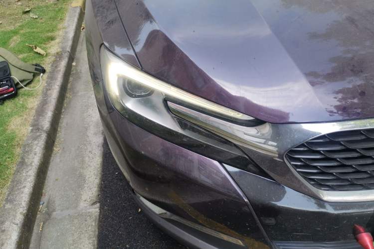 Used DS 6 2014 1.6T Luxury Edition THP200 Right Front Headlight