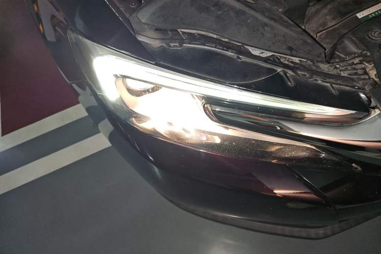 Used DS 6 2014 1.6T Luxury Edition THP160 Right Front Headlight