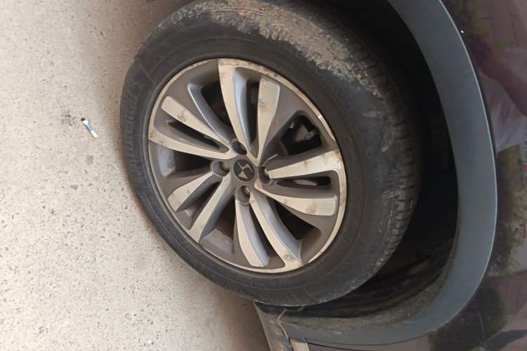Used DS 6 2014 1.6T Luxury Edition THP160 Right Front Wheel Hub