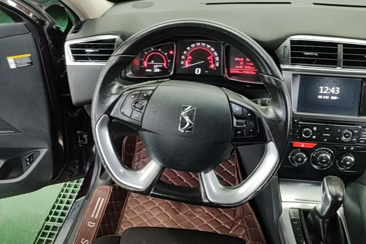 Used DS 6 2014 1.6T Elegant Version THP160 Steering Wheel