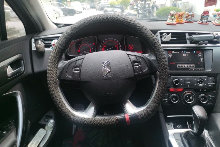 Used DS 6 2014 1.6T Luxury Edition THP200 Steering Wheel