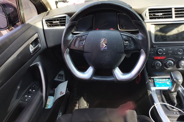 Used DS 6 2014 1.6T Elegant Version THP160 Steering Wheel