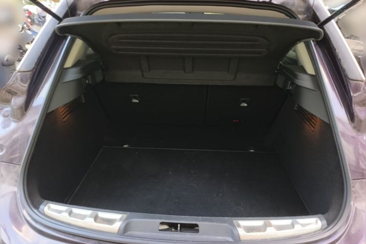 Used DS 6 2014 1.6T Luxury Edition THP160 Trunk