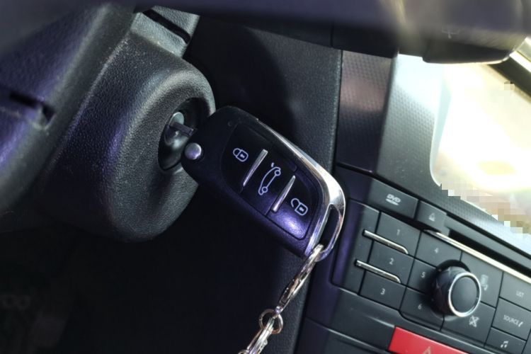 Used DS 6 2014 1.6T Elegant Version THP160 Vehicle Key