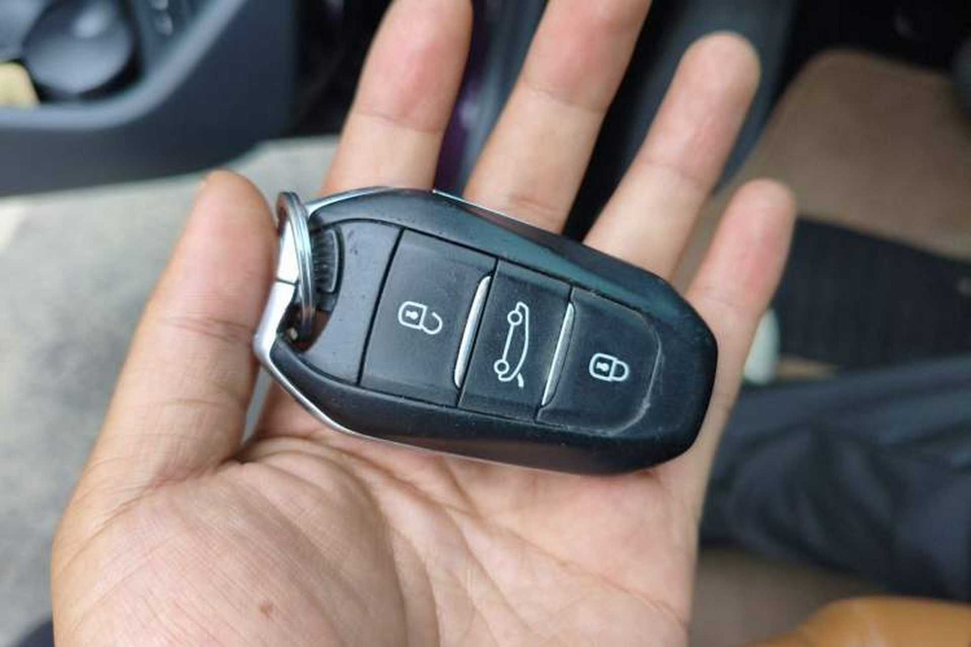 Used DS 6 2014 1.6T Prestige Edition THP160 Vehicle Key