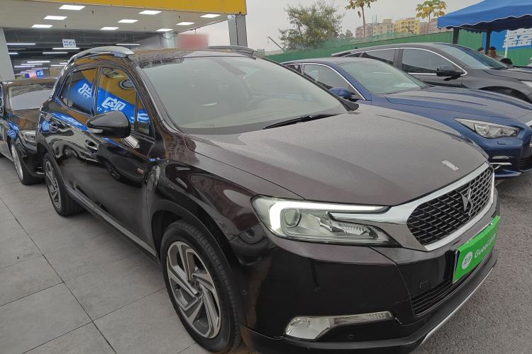 Used DS 6 2014 1.6T Prestige Edition THP200 Front Right 45 Deg
