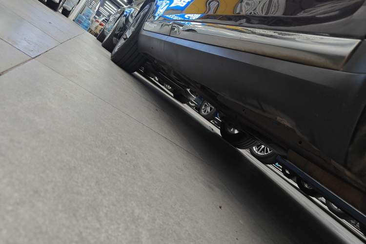 Used DS 6 2014 1.6T Prestige Edition THP200 Right Side Sill