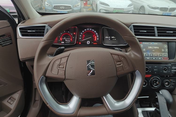 Used DS 6 2014 1.6T Prestige Edition THP200 Steering Wheel