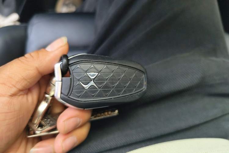 Used DS 6 2014 1.6T Luxury Edition THP160 Vehicle Key