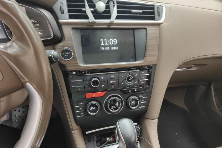 Used DS 6 2014 1.6T Prestige Edition THP160 Audio And AC Panel