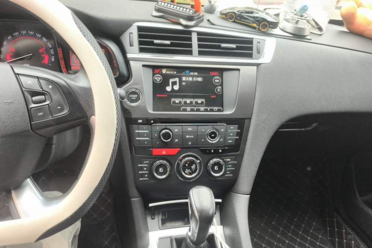 Used DS 6 2014 1.6T Luxury Edition THP160 Audio And AC Panel