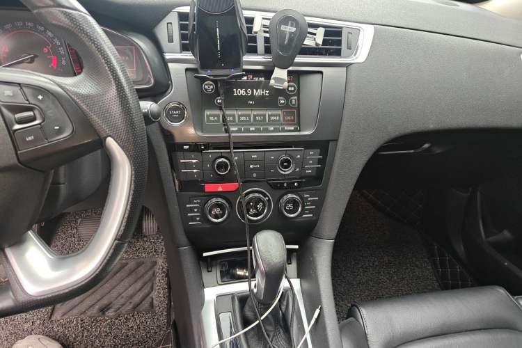 Used DS 6 2014 1.6T Luxury Edition THP160 Audio And AC Panel