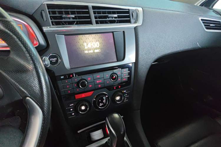 Used DS 6 2014 1.6T Luxury Edition THP160 Audio And AC Panel