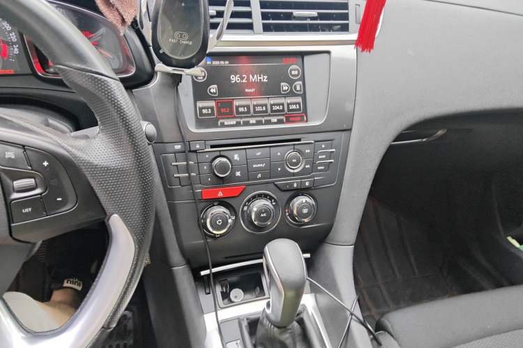 Used DS 6 2014 1.6T Elegant Version THP160 Audio And AC Panel