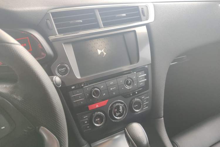 Used DS 6 2014 1.6T Luxury Edition THP160 Audio And AC Panel