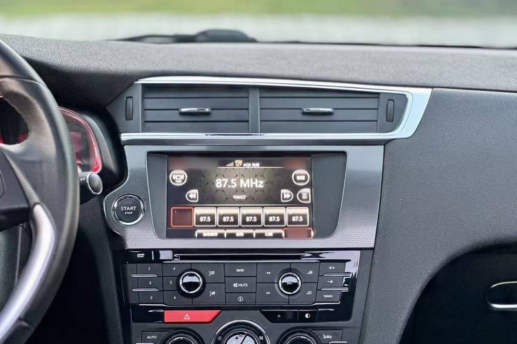 Used DS 6 2014 1.6T Luxury Edition THP200 Audio And AC Panel