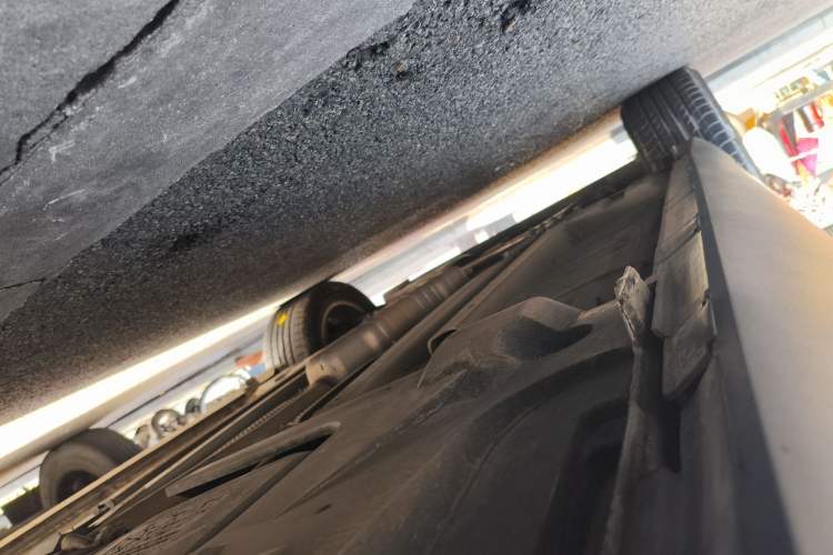 Used DS 6 2014 1.6T Luxury Edition THP200 Chassis Rear Left