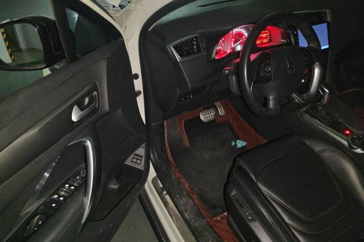 Used DS 6 2014 1.6T Luxury Edition THP200 Driver Seat