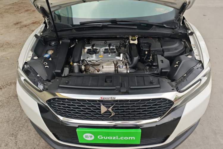 Used DS 6 2014 1.6T Luxury Edition THP200 Engine Bay