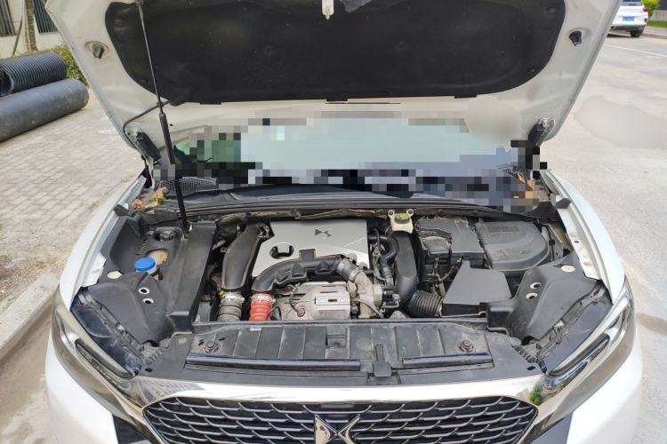 Used DS 6 2014 1.6T Prestige Edition THP160 Engine Bay