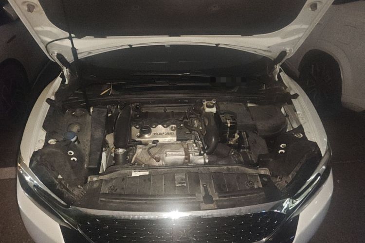Used DS 6 2014 1.6T Luxury Edition THP200 Engine Bay