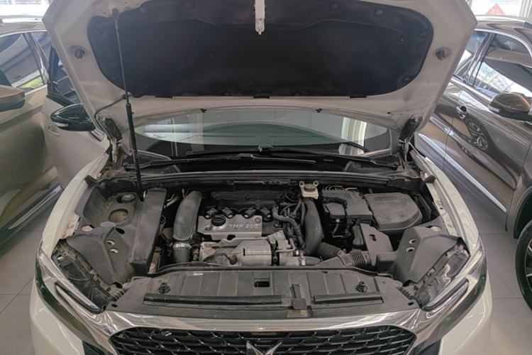 Used DS 6 2014 1.6T Luxury Edition THP200 Engine Bay