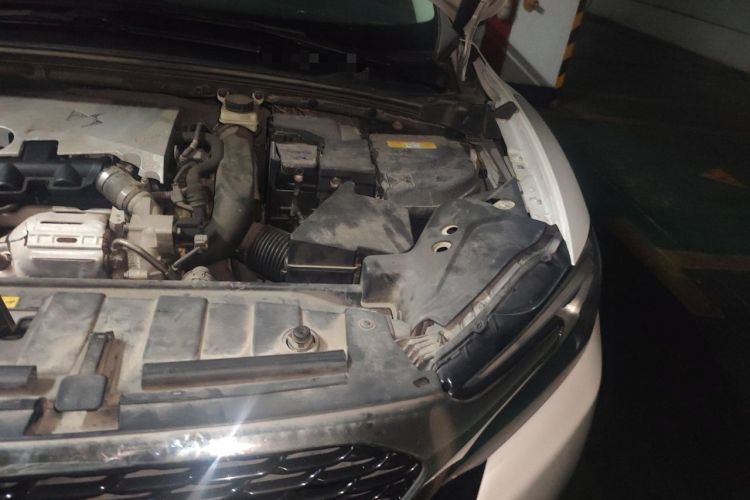 Used DS 6 2014 1.6T Luxury Edition THP160 Engine Bay Left