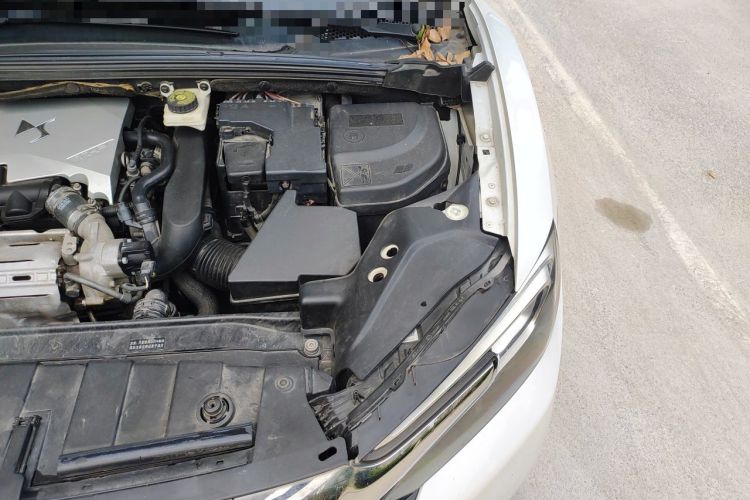Used DS 6 2014 1.6T Prestige Edition THP160 Engine Bay Left