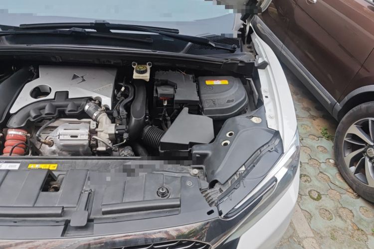 Used DS 6 2014 1.6T Luxury Edition THP160 Engine Bay Left