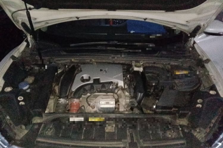 Used DS 6 2014 1.6T Elegant Version THP160 Engine Bay