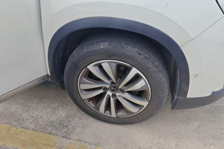 Used DS 6 2014 1.6T Luxury Edition THP160 Exterior 1