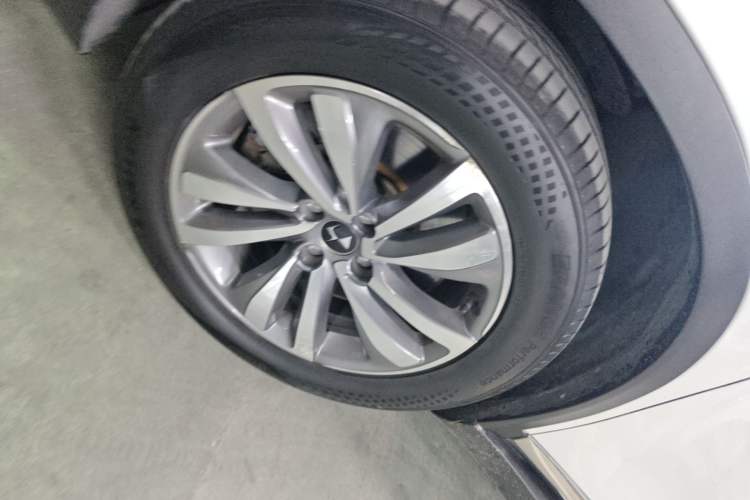 Used DS 6 2014 1.6T Luxury Edition THP200 Exterior 4