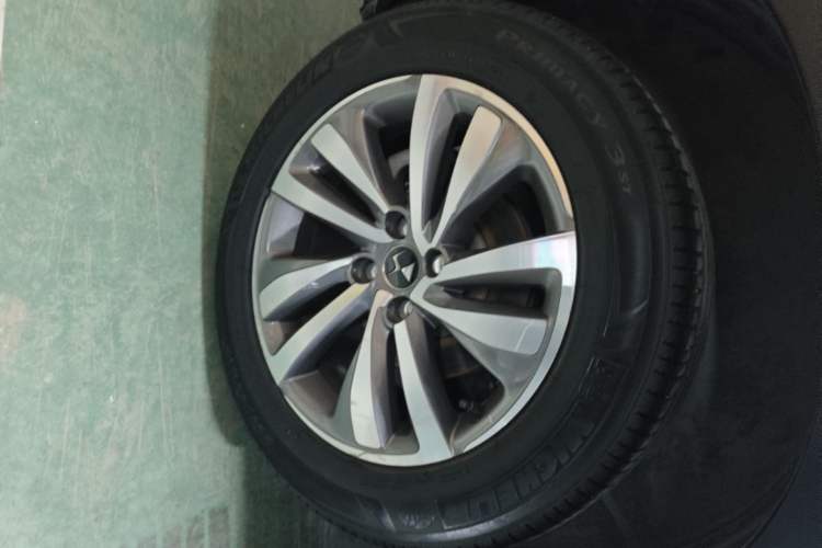 Used DS 6 2014 1.6T Luxury Edition THP200 Exterior 5