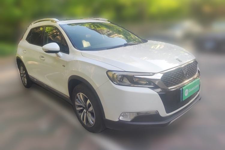 Used DS 6 2014 1.6T Luxury Edition THP200 Front Right 45 Deg