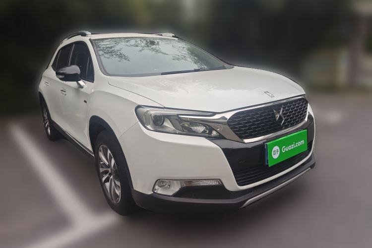 Used DS 6 2014 1.6T Luxury Edition THP200 Front Right 45 Deg