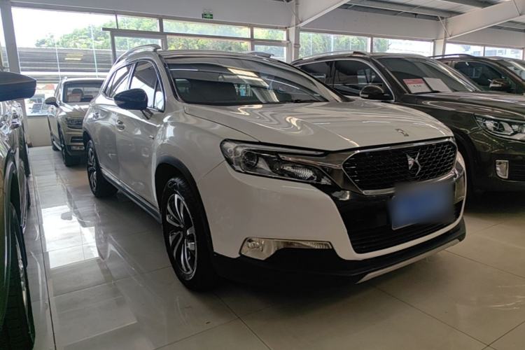 Used DS 6 2014 1.6T Luxury Edition THP200 Front Right 45 Deg