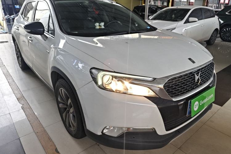Used DS 6 2014 1.6T Luxury Edition THP160 Front Right 45 Deg
