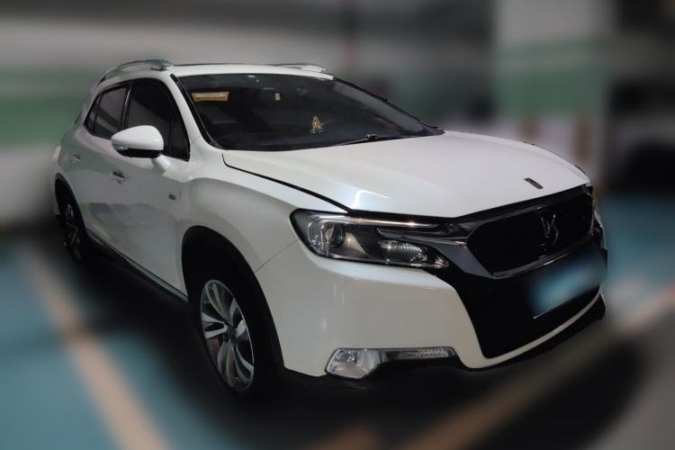 Used DS 6 2014 1.6T Luxury Edition THP160 Front Right 45 Deg
