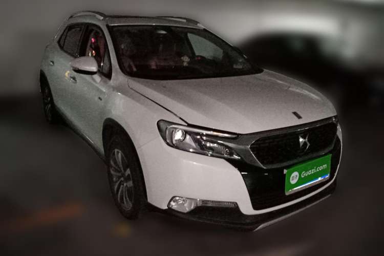Used DS 6 2014 1.6T Luxury Edition THP160 Front Right 45 Deg