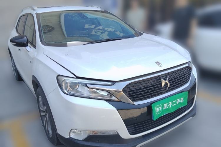 Used DS 6 2014 1.6T Prestige Edition THP160 Front Right 45 Deg
