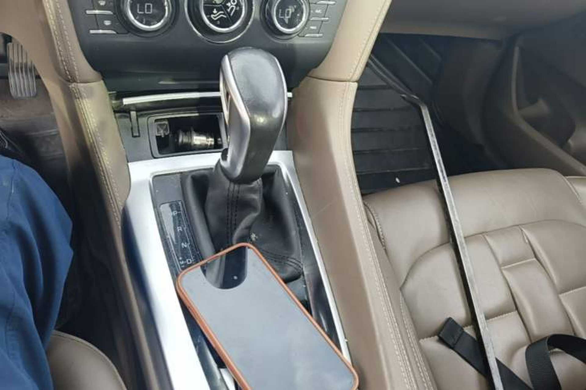 Used DS 6 2014 1.6T Prestige Edition THP160 Gear Lever