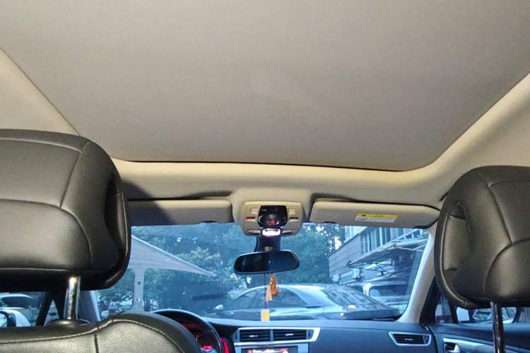 Used DS 6 2014 1.6T Luxury Edition THP160 Headliner
