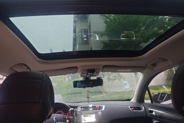 Used DS 6 2014 1.6T Luxury Edition THP200 Headliner