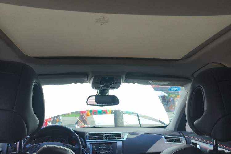 Used DS 6 2014 1.6T Luxury Edition THP200 Headliner