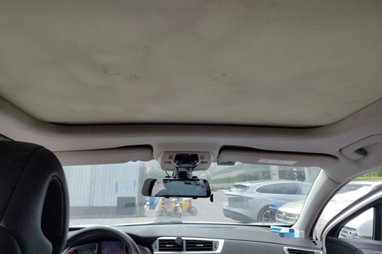 Used DS 6 2014 1.6T Luxury Edition THP160 Headliner