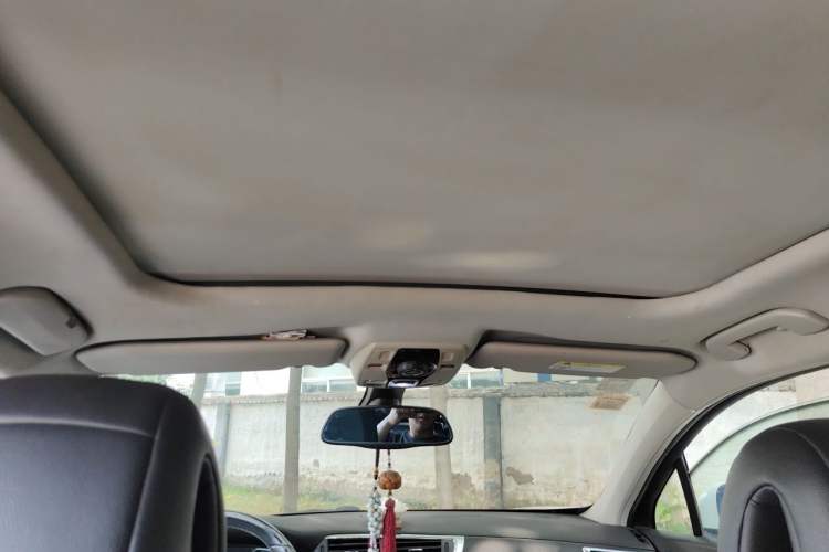 Used DS 6 2014 1.6T Luxury Edition THP160 Headliner