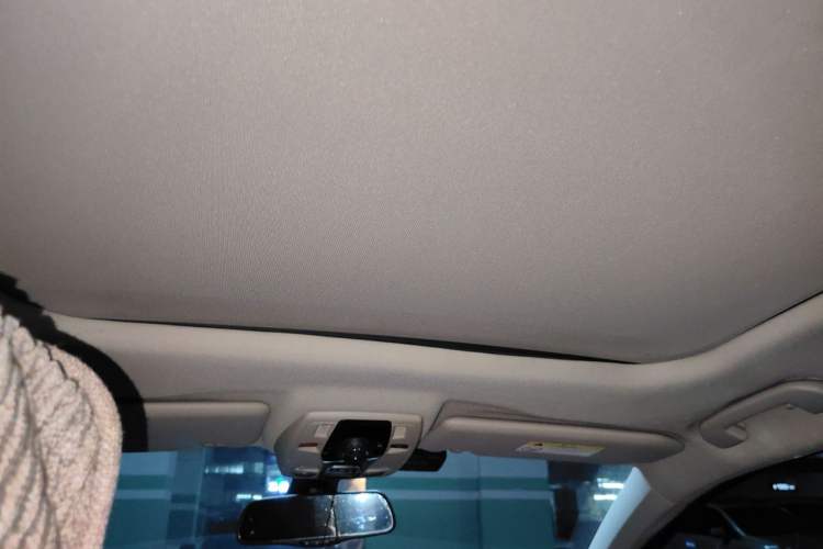 Used DS 6 2014 1.6T Luxury Edition THP160 Headliner