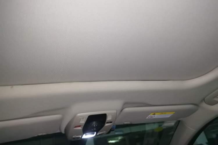 Used DS 6 2014 1.6T Luxury Edition THP160 Headliner