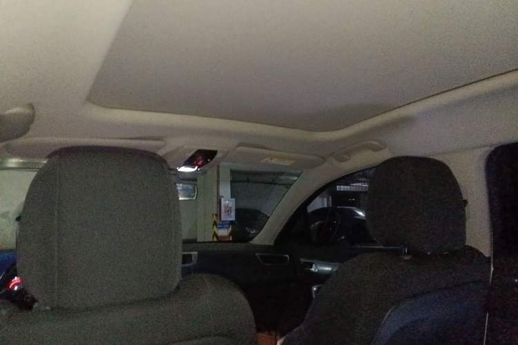 Used DS 6 2014 1.6T Elegant Version THP160 Headliner