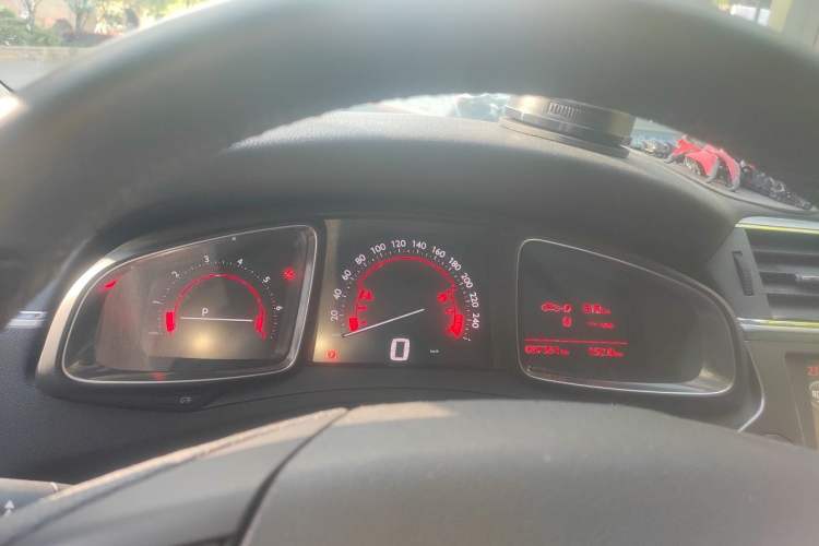 Used DS 6 2014 1.6T Luxury Edition THP200 Instrument Cluster